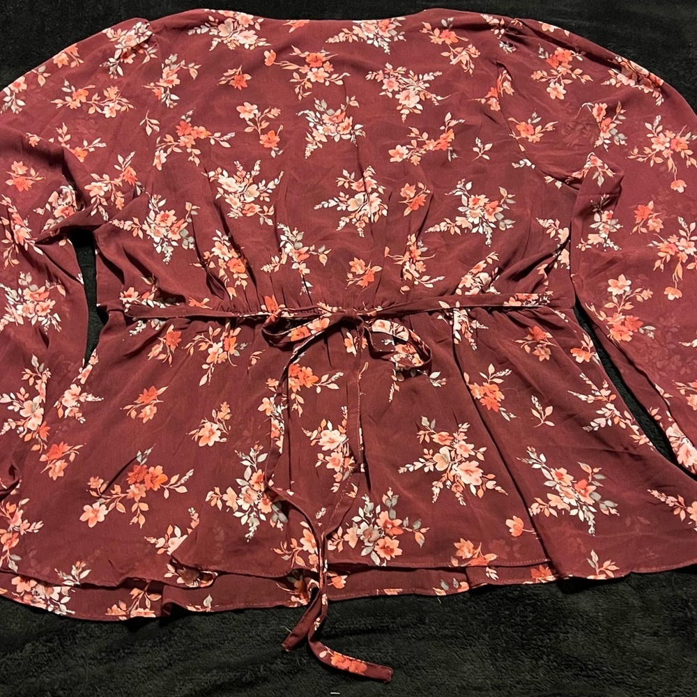 NWOT City Chic Floral Peplum Blouse Size 18 - Picture 10 of 13